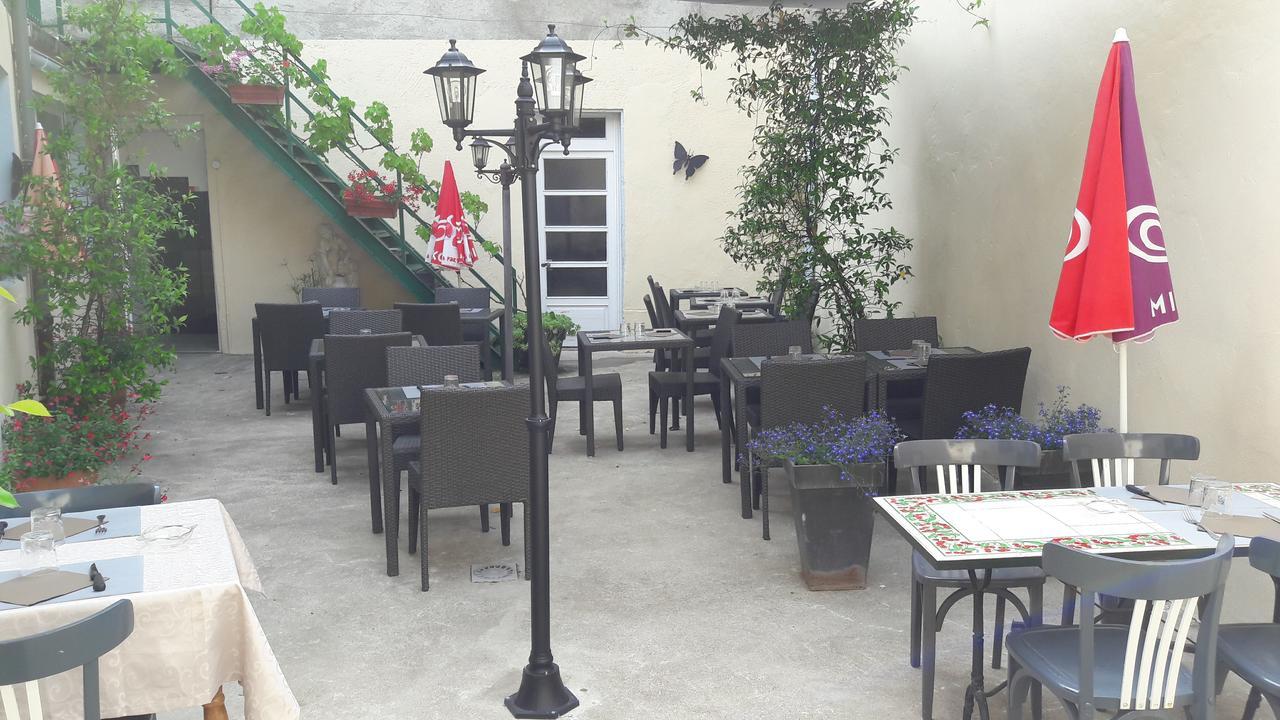 Logis Hotels - Hotel Le Boulevard Mazamet Exterior foto