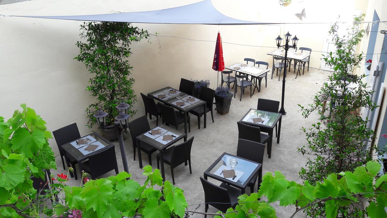 Logis Hotels - Hotel Le Boulevard Mazamet Exterior foto